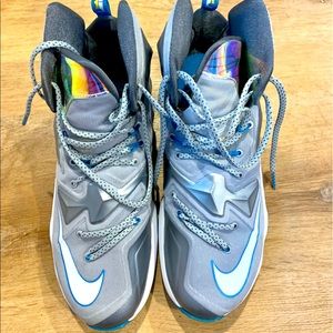 Pristine condition LeBron James Basketball Shoes
